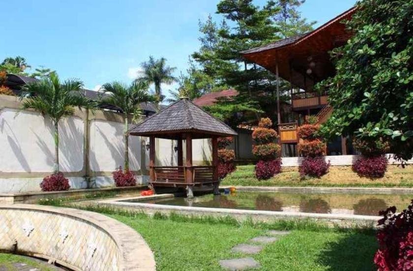 The Kulawi Villa&Resort Puncak Esterno foto